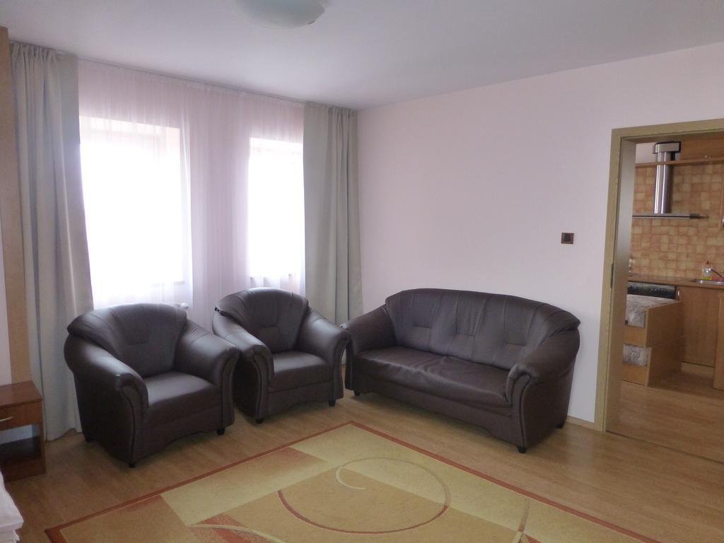 Hotel Cesarski - Kaiserhof Гижицко Экстерьер фото