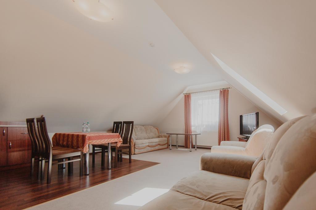 Hotel Cesarski - Kaiserhof Гижицко Экстерьер фото