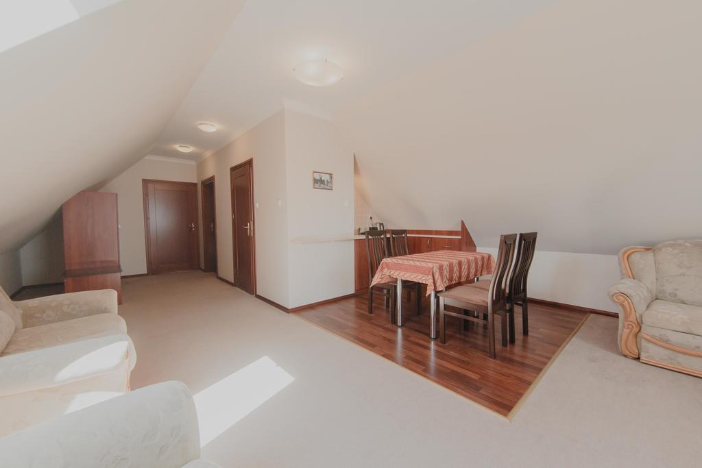 Hotel Cesarski - Kaiserhof Гижицко Экстерьер фото
