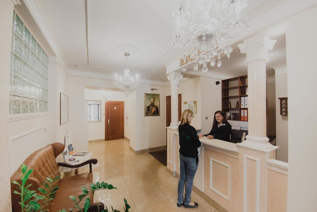 Hotel Cesarski - Kaiserhof Гижицко Экстерьер фото