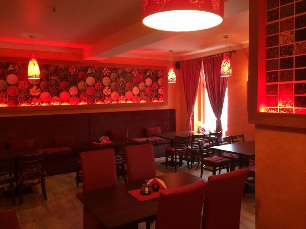 Hotel Cesarski - Kaiserhof Гижицко Экстерьер фото