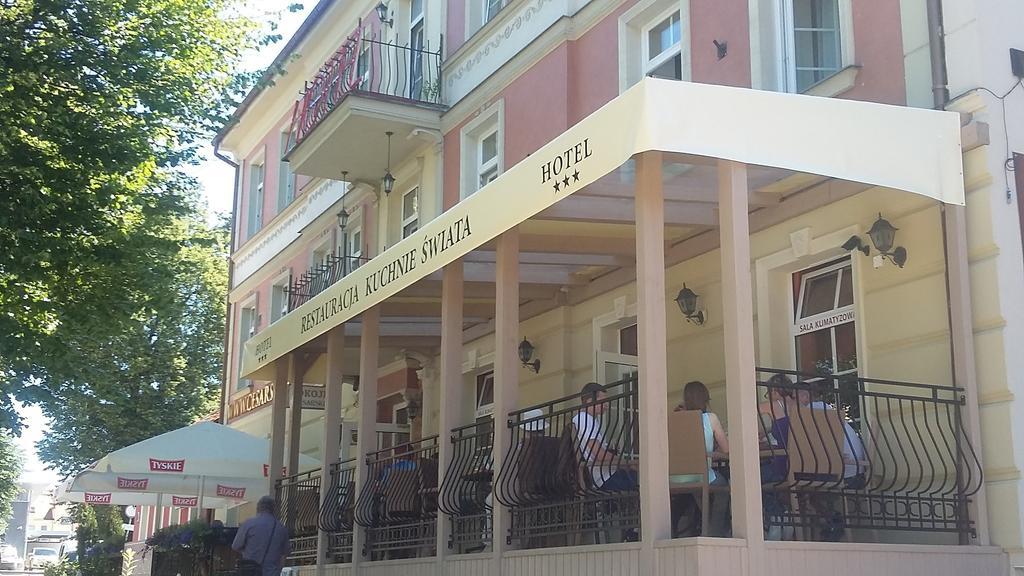 Hotel Cesarski - Kaiserhof Гижицко Экстерьер фото